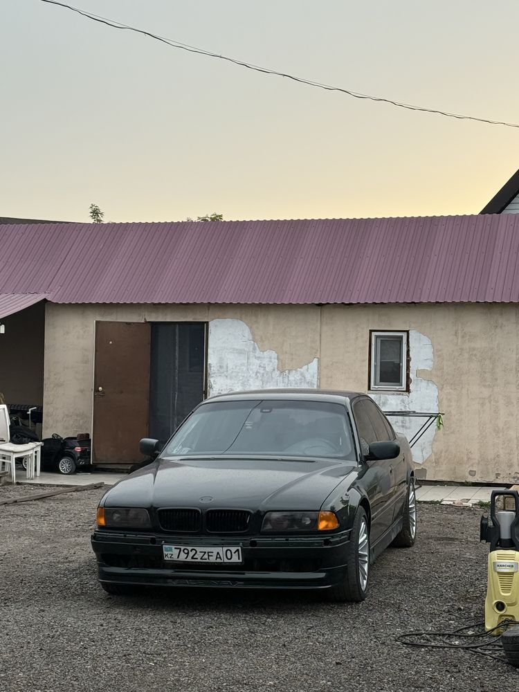 Продам или обменяю диски бмв R18