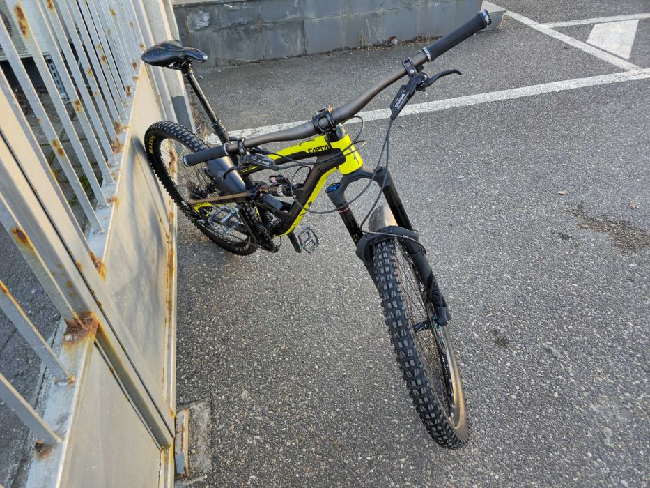 Vand / Schimb YT Capra MTB full suspension 170mmfrockshox + SRAM