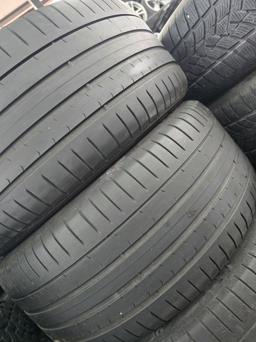 2 Броя 275/40/20 Pirelli RunFlat