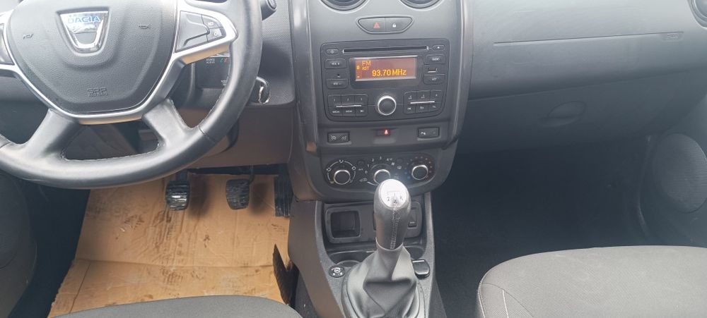 Duster 1,6 benzina ,an 2017, GPL original,euro6, km putini. GARANTIE