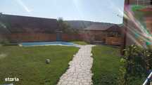 Casa cu piscina, 6 camere si 3 bai