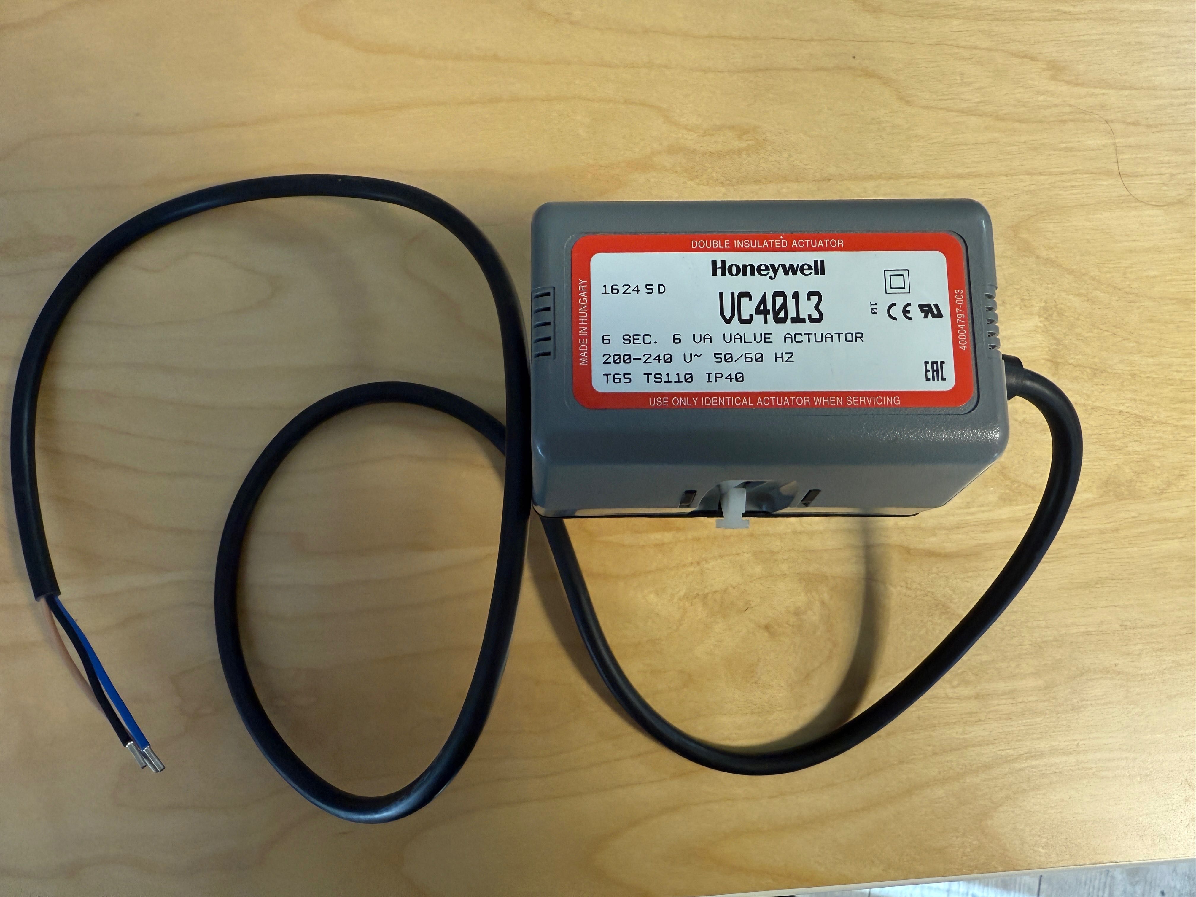 Servomotor  on/off  HONEYWELL seria VC – 4013 – 230 VCA