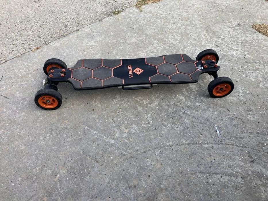 Електрически скейтборд