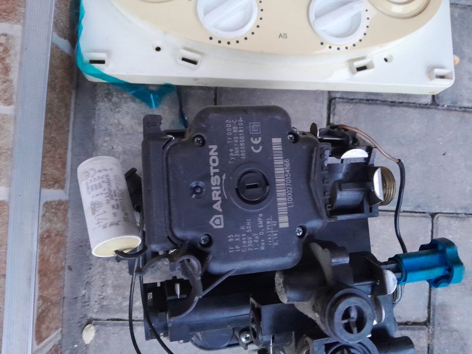 Pompa apa centrala Ariston, vas expansiune centrala termica Ariston