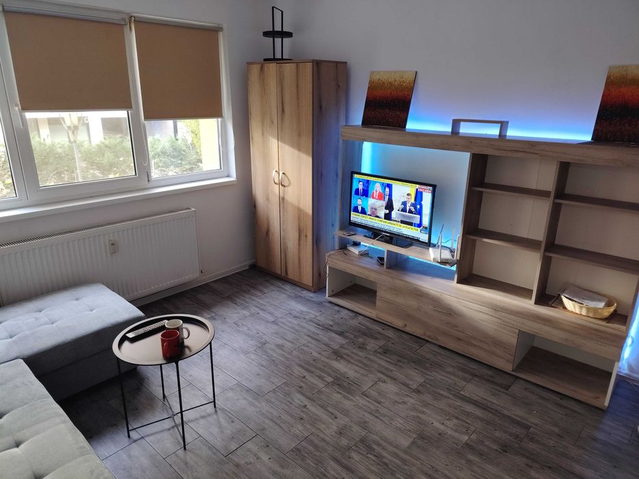 Închiriez apartament doua camere