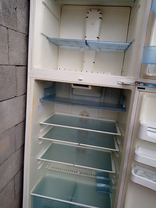 Продается холодильник