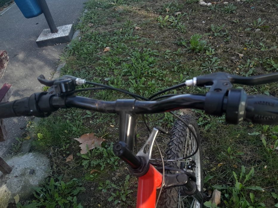 Vând bicicleta ieftină