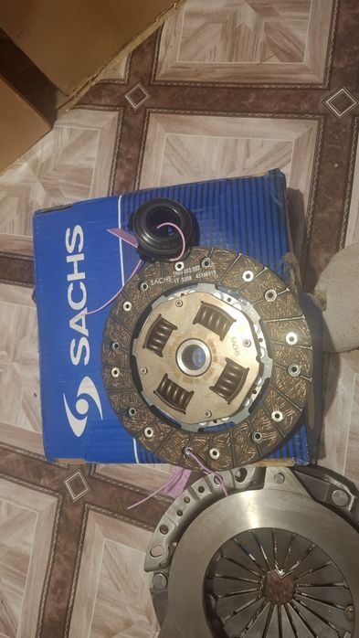 Kit Ambreaj Dacia Logan 1.6 benzina nou