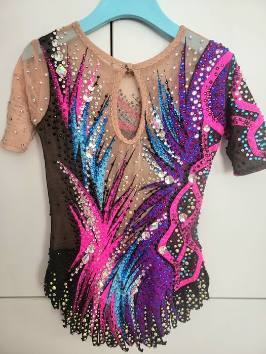 Купальник для художественной гимнастики