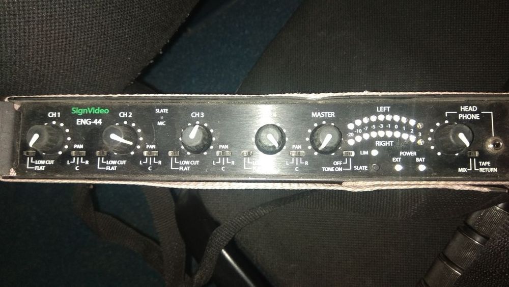 Переносной микшерный пульт ENG 44-4 канальный
