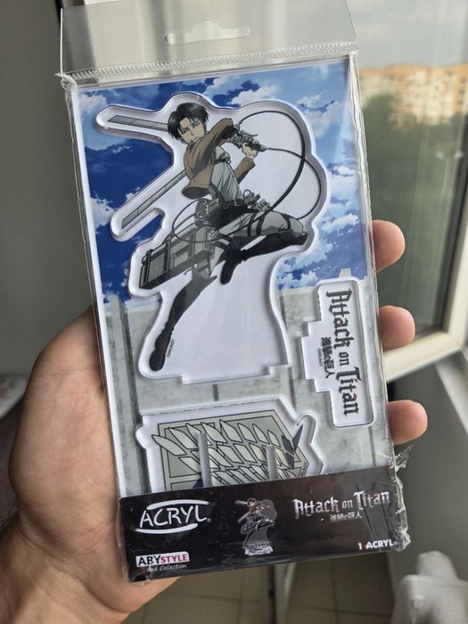Attack on Titan Levi фигурка
