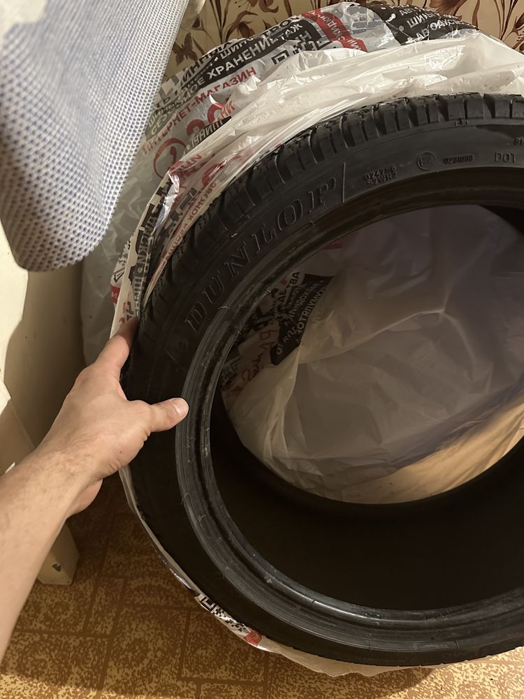 Можно в расрочку  DUNLOP Перед шир235/выс40/R18 Зад шир255/выс35/R18