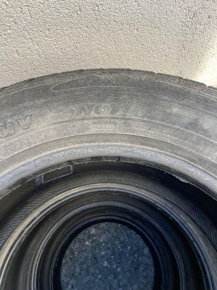 Vand 4 cauciucuri suv 265/60 r18