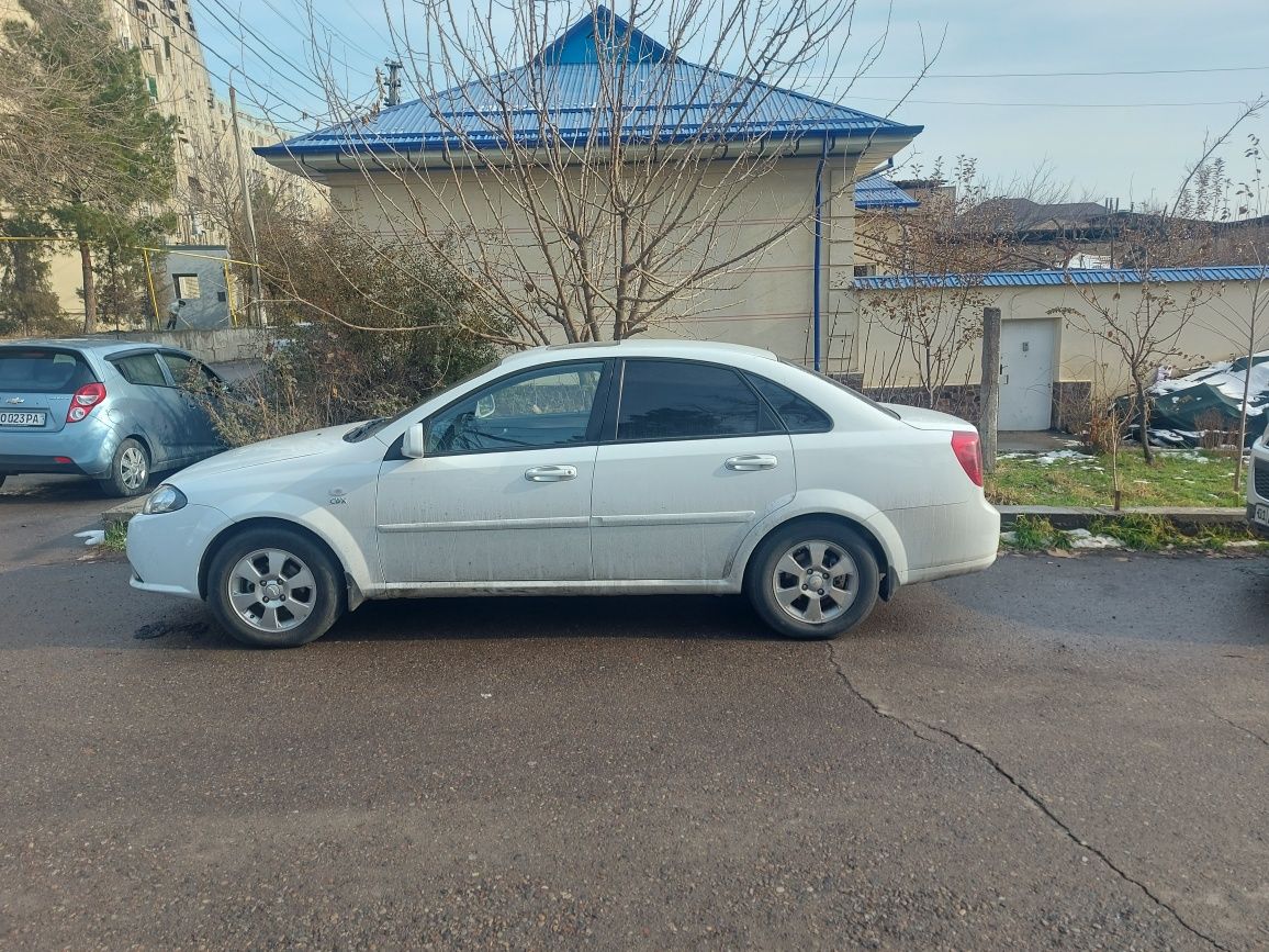 Lacetti Gentra Elegant Plus