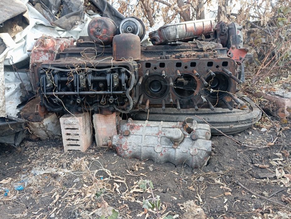 запчасти на трактор т4 Алтац