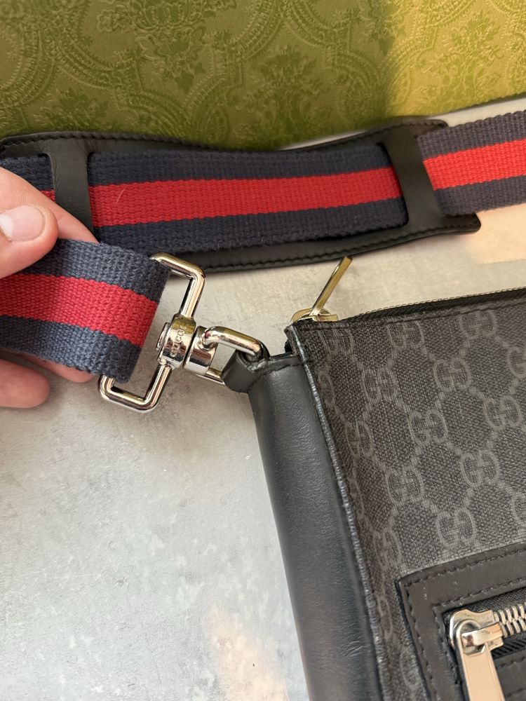 Gucci messenger bag GG Supreme, мъжка чанта, ТОП!