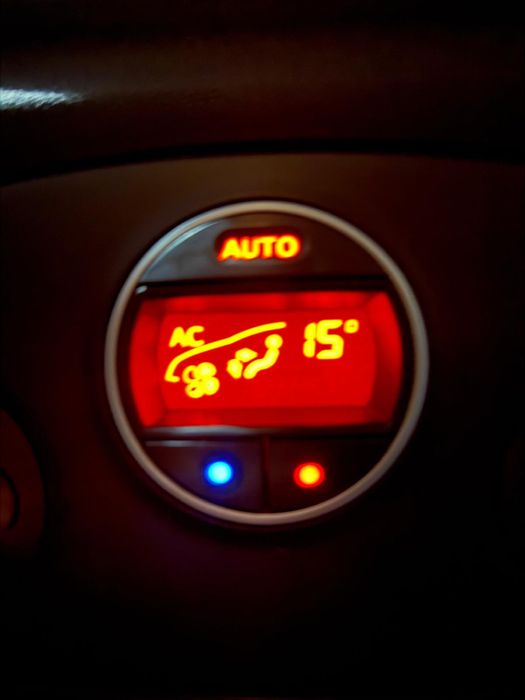 Renault clio 3 negru