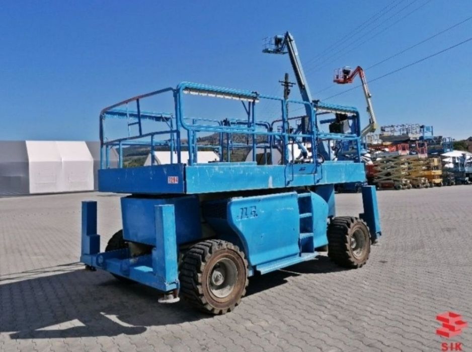 Nacela diesel JLG3394RT tip foarfeca