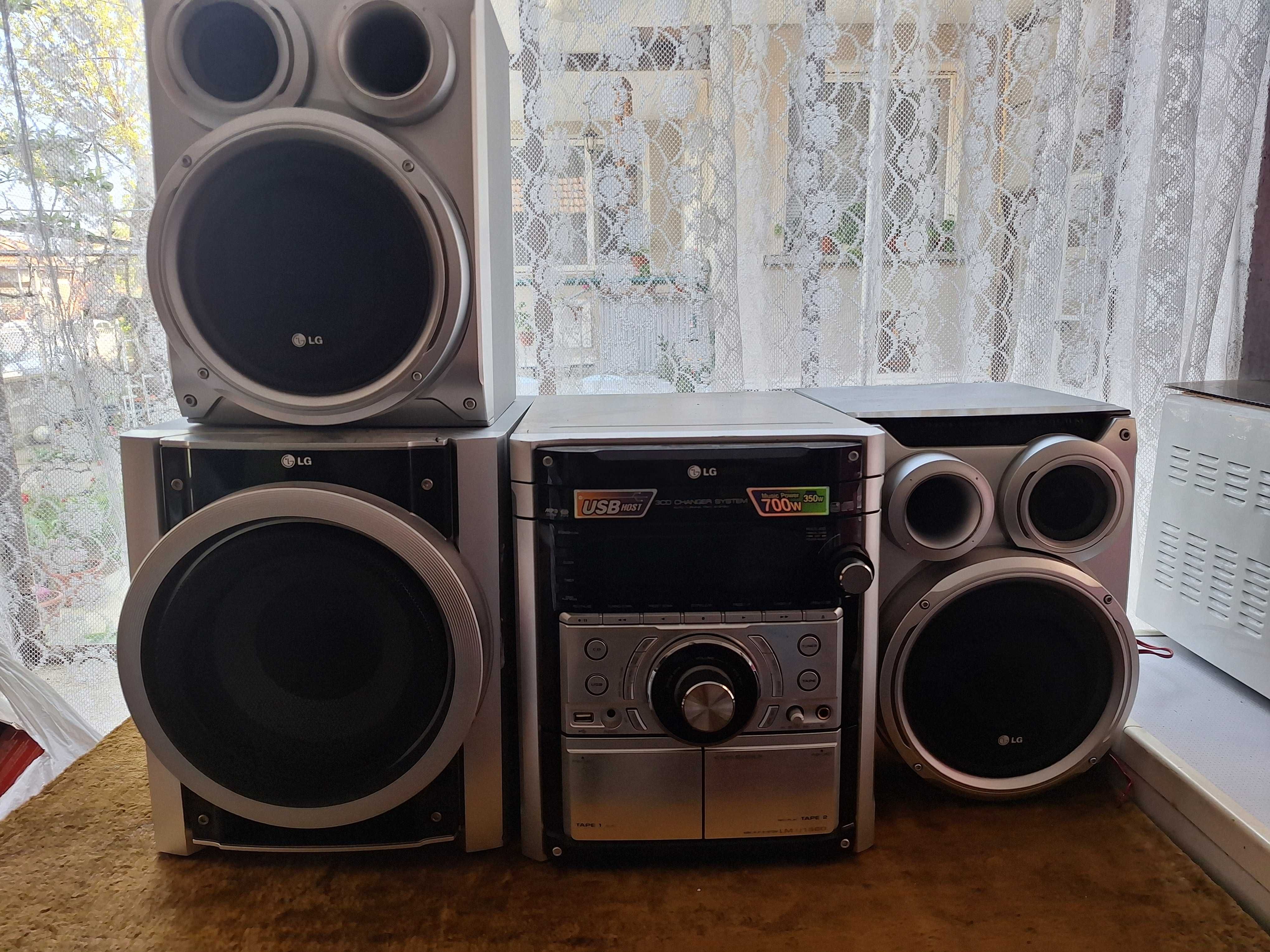Стерео уредба LG LM-U1560D