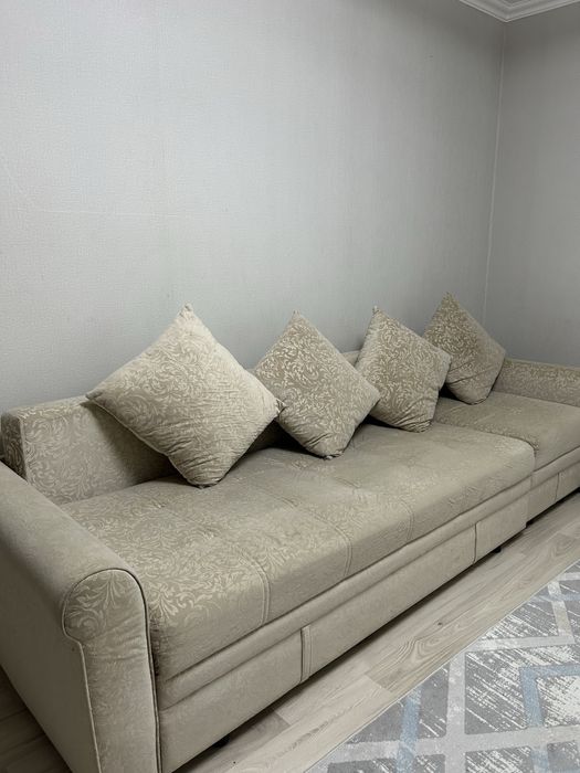 Продам диван 3 м