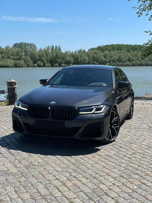 BMW Seria 5 530 MHEV x drive
