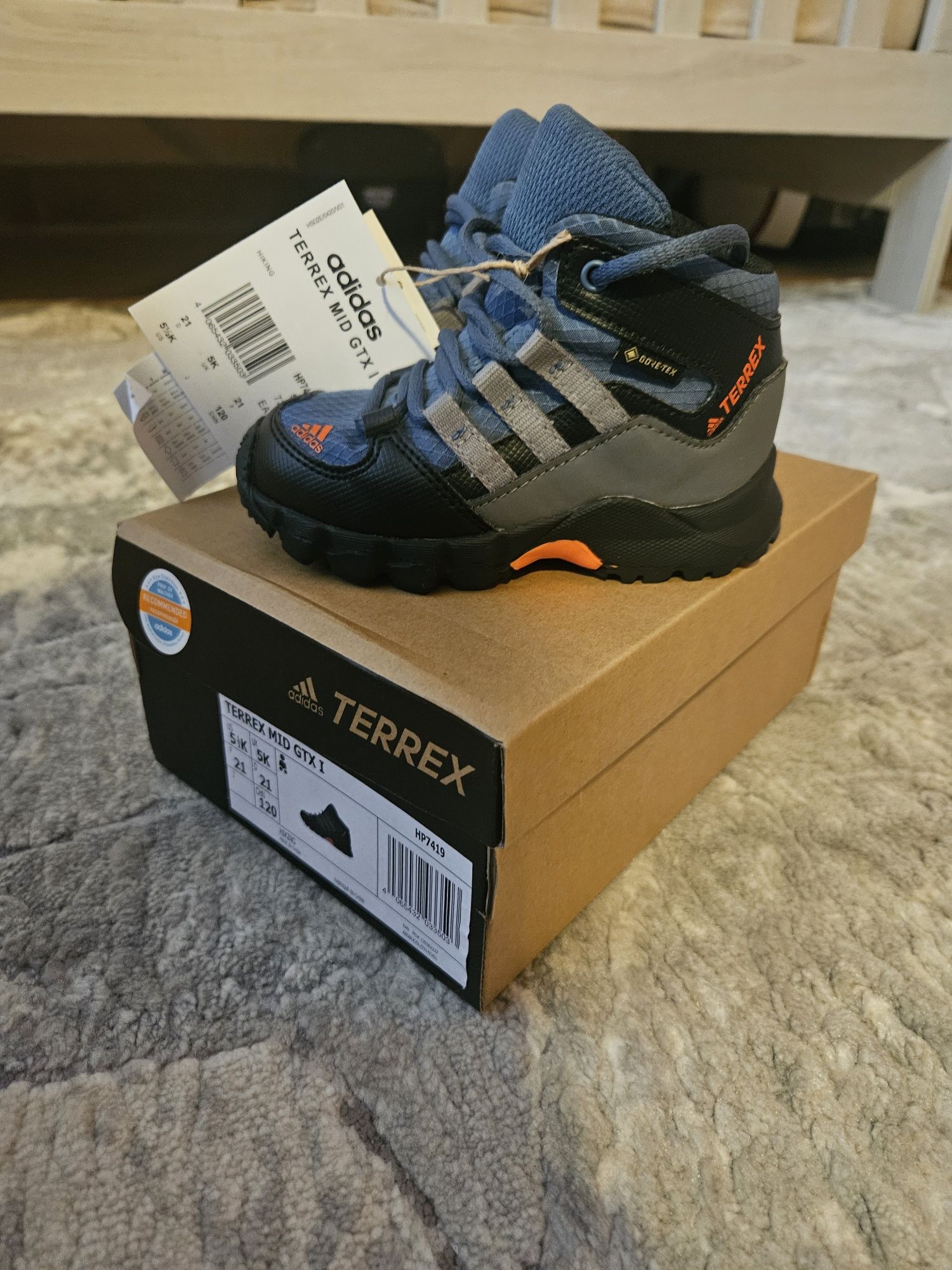 Детски обувки Adidas Terrex Mid Gore-Tex