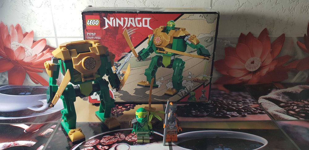 Продам набор лего ниндзяго 71757