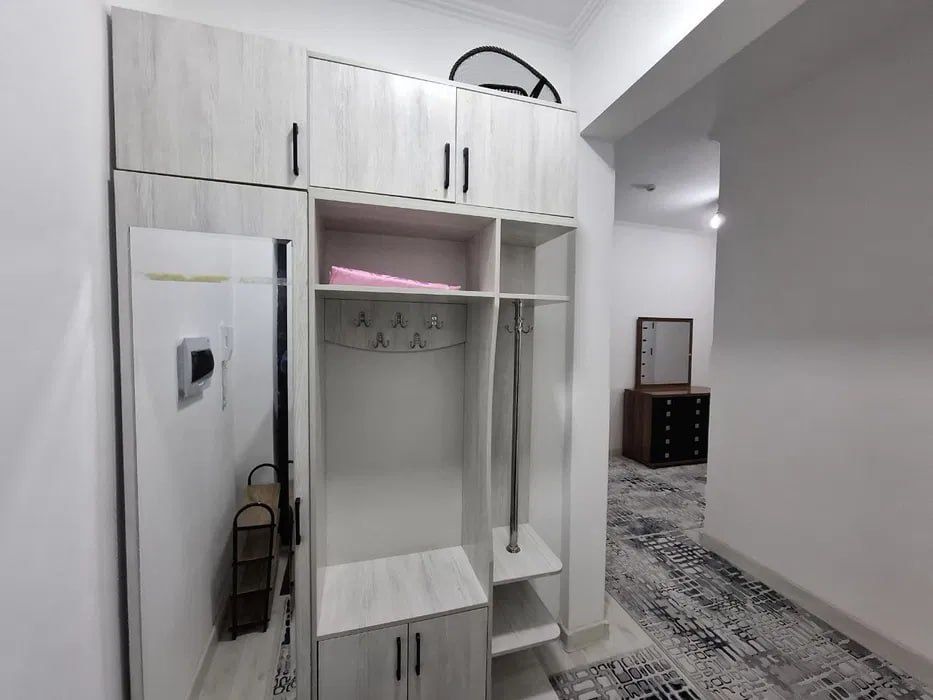 Продаю 2-х комнатную квартиру Сергели Спутник 16а