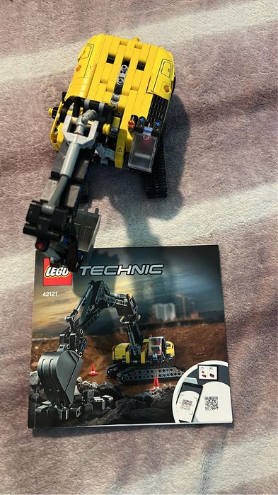 Lego Excavator de mare putere -42121