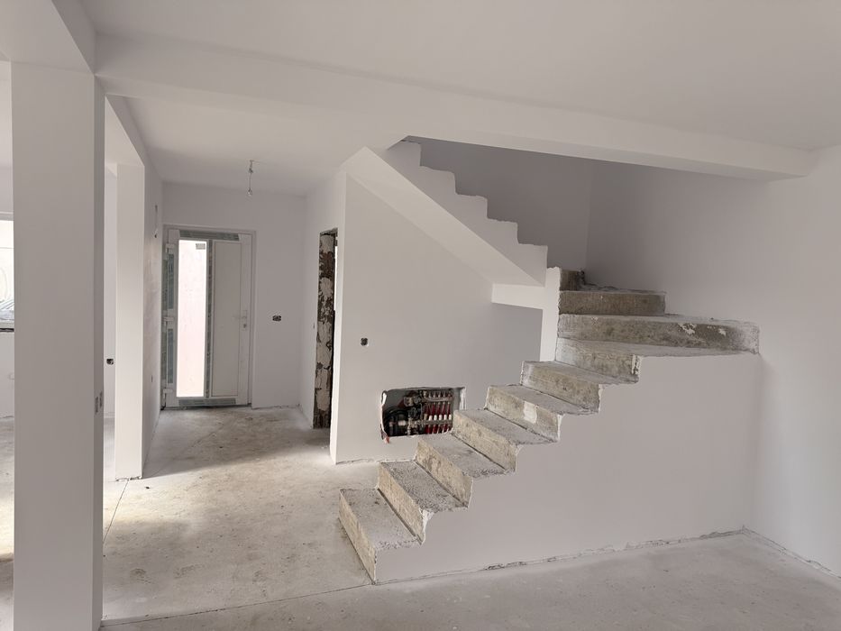 Casa tip Duplex in Ipotesti / Lisaura / 130 mp utili / 260 mp teren