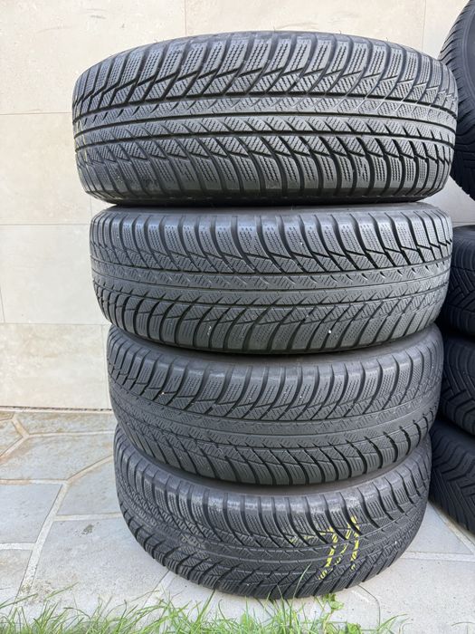 Anvelope  iarna 215/65/17 jante 5x112