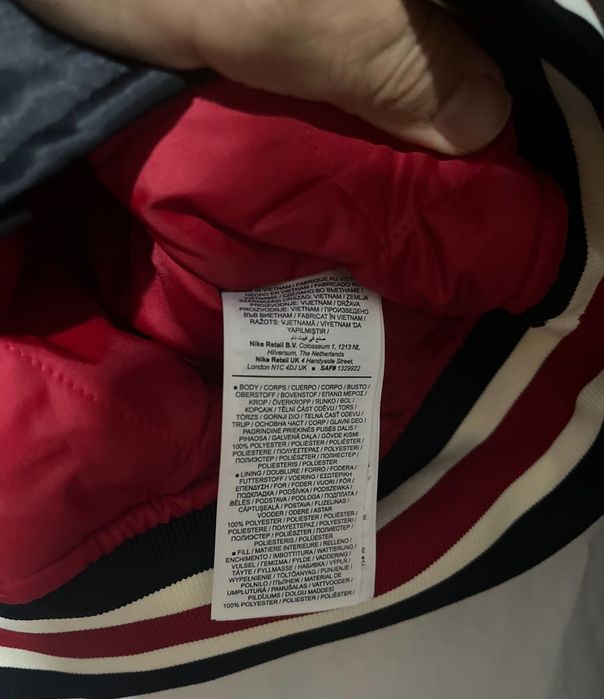 Специалното издание на мъжко Яке Nike Liverpool F.C.