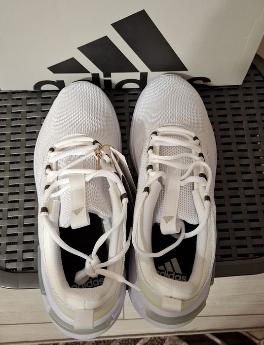 ADiDAS  Adidas  Racer TR23