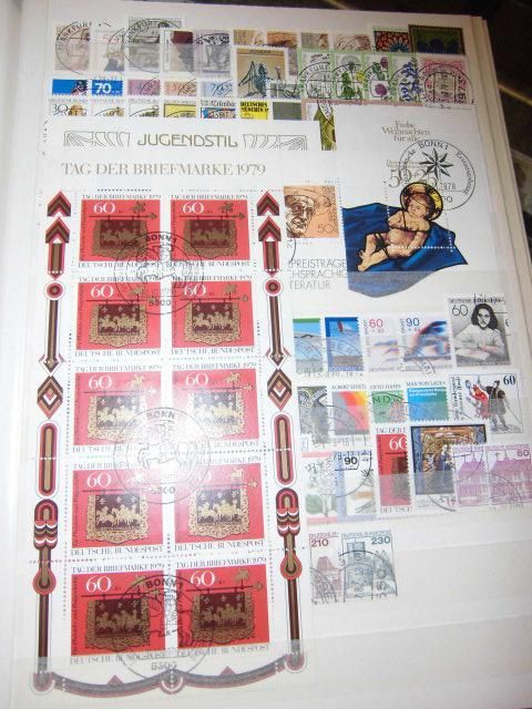 colectie timbre GERMANIA 1956-2003 + clasor 60 file