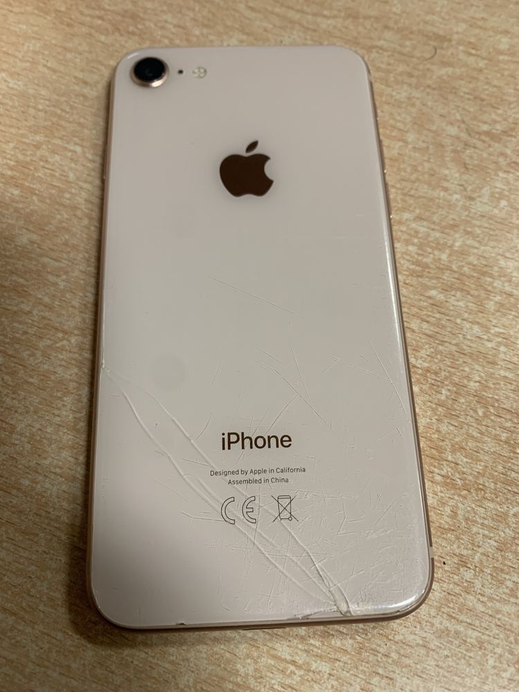 Iphone 8 gold 83 процента батерия