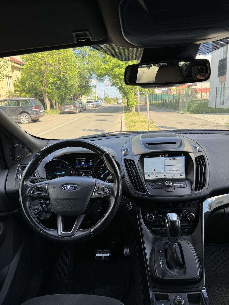 Ford kuga ST Line , 4x4 , 182 cp , unic propietar