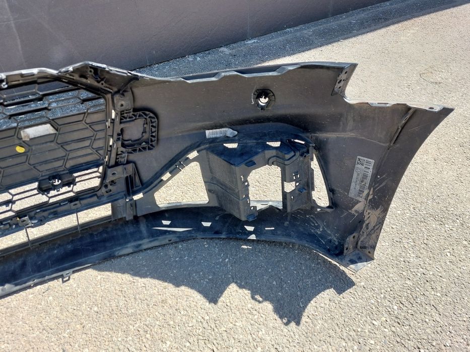 bara fata grila centrala armatura originala audi a5 rs5 8w