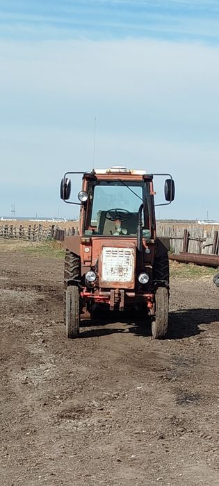 Продам трактор Т-25