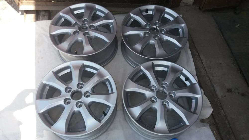 Продам  НОВЫЕ оригинальные диск TOYOTA CAMRI 40,45