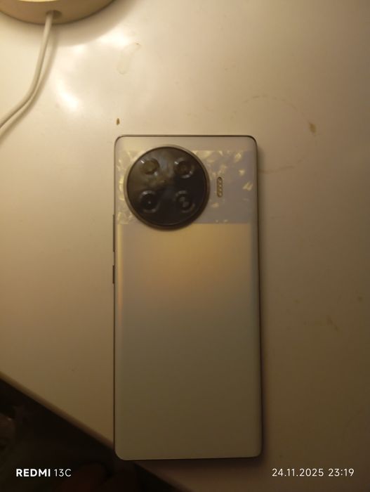 Tecno spark 20 pro plus+ sotiladi