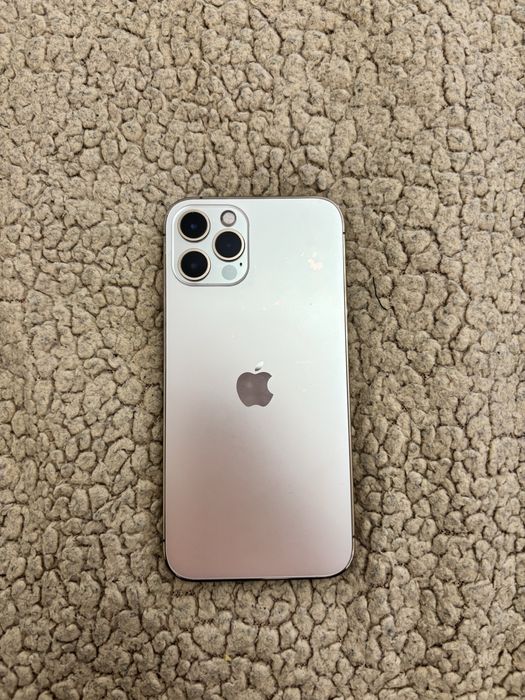 iPhone 12 Pro Gold 256GB iCloud