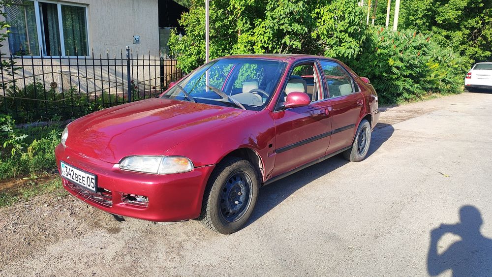 Honda civic обмен на IPHONE 16-15 PRO