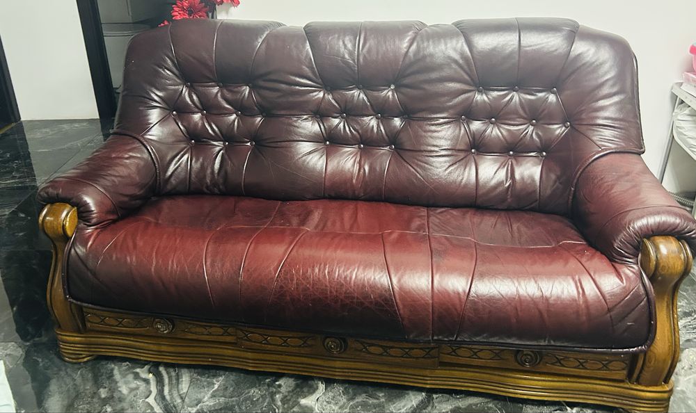 canapea din piele vinted cu 3 rafturi