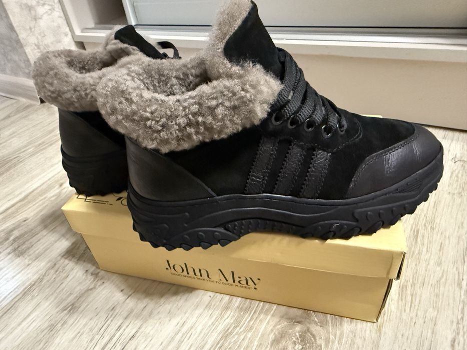 Зимние кроссовки