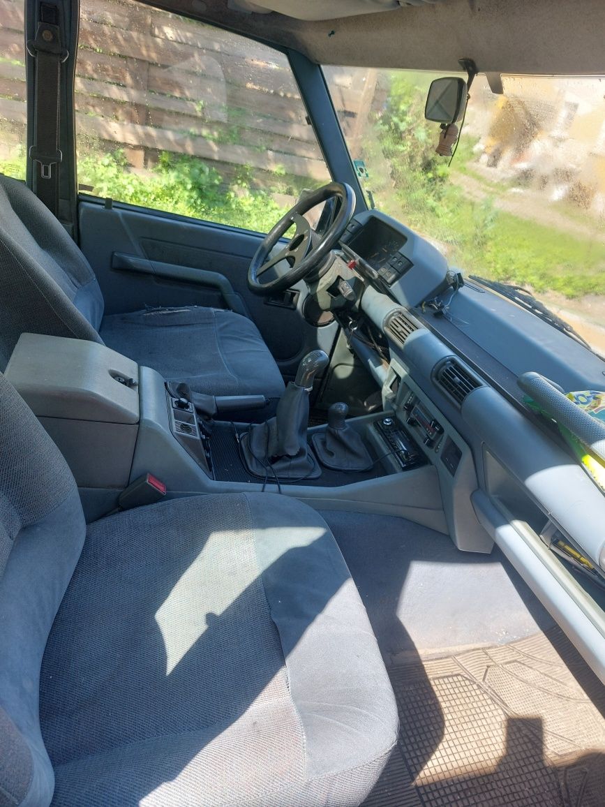 Land Rover Discovery 200 и 300 на части