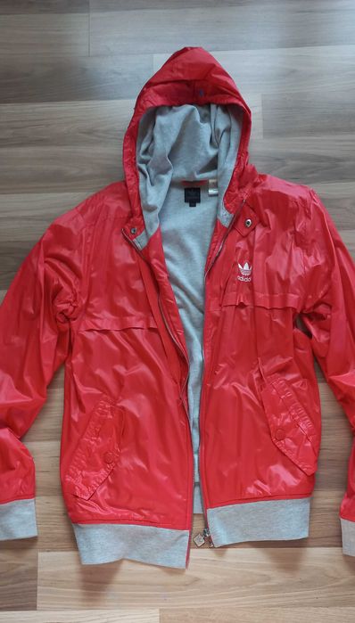 Суичъри adidas в два цвята