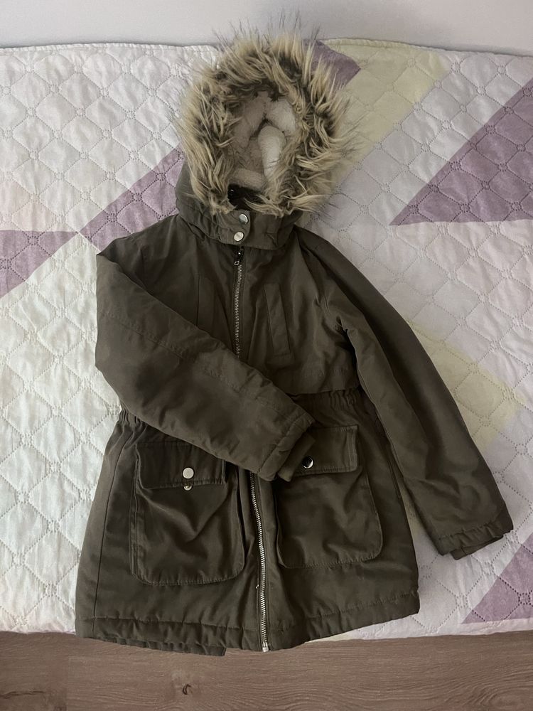 Зелена парка H&M