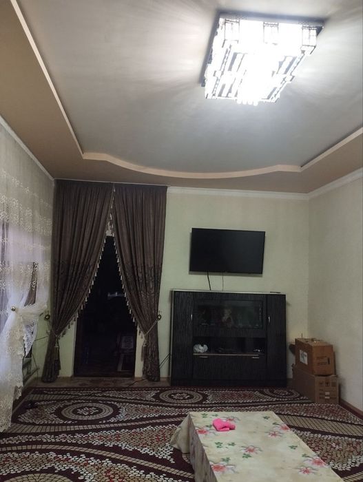 Ховли ер-жой сотилади