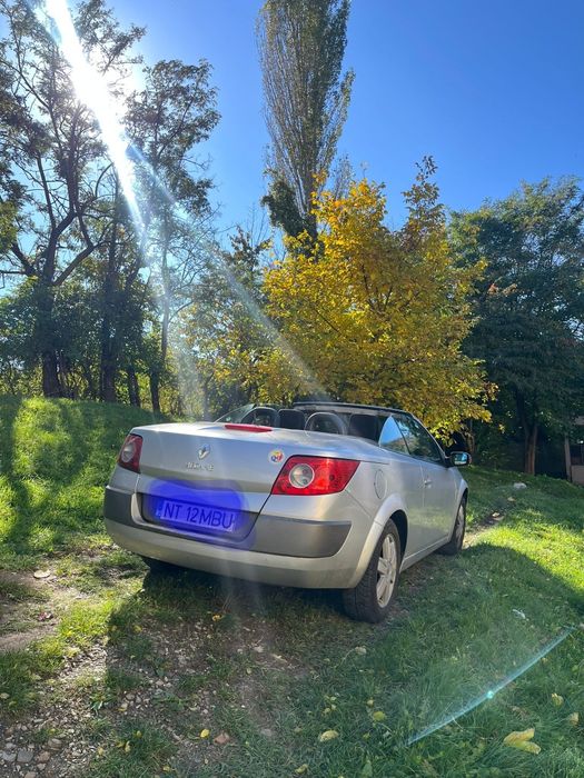 Vând Renault Megane 2 cabrio