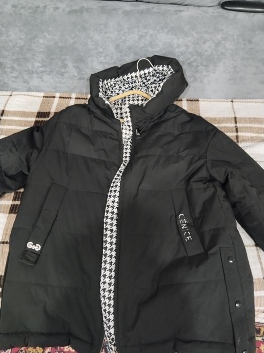 Продам куртку бу . размер 54/56